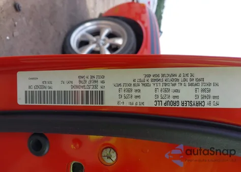 2010 Dodge Challenger R/T z USA, uszkodzony, nr VIN 2B3CJ5DT6AH200245